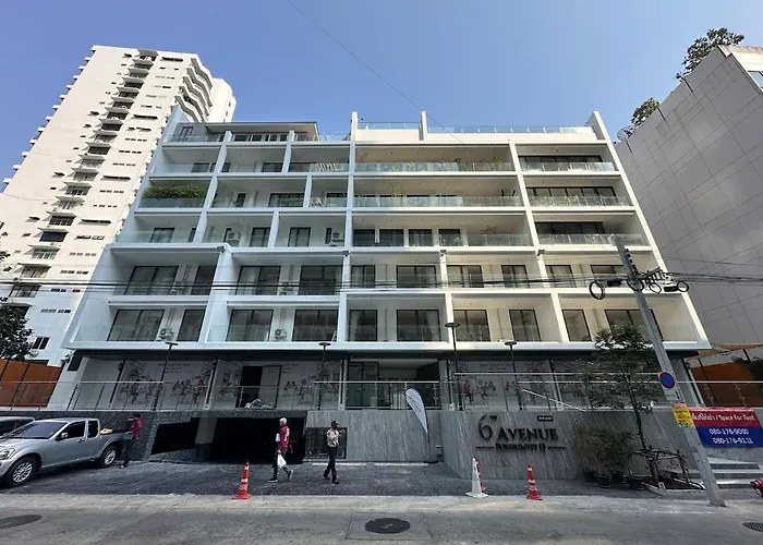 6th Avenue Sukhumvit Bkk 408 Bts Asoke Nana Mrt Sukhumvit * 曼谷